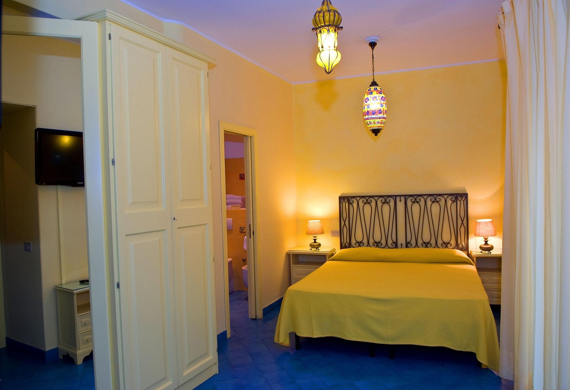 Hotel Palladio Giardini Naxos Eksteriør bilde