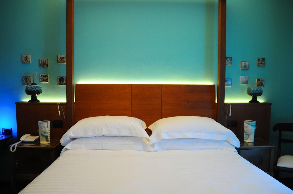 Hotel Palladio Giardini Naxos Eksteriør bilde