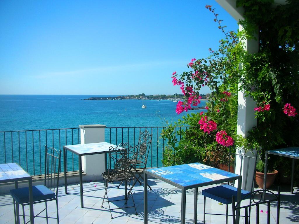Hotel Palladio Giardini Naxos Eksteriør bilde