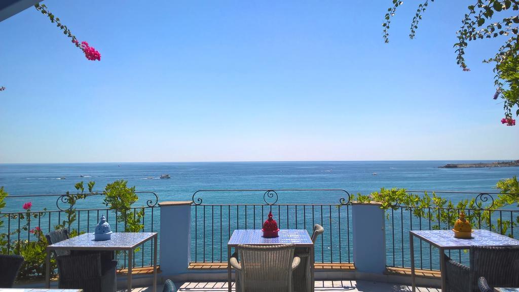 Hotel Palladio Giardini Naxos Eksteriør bilde