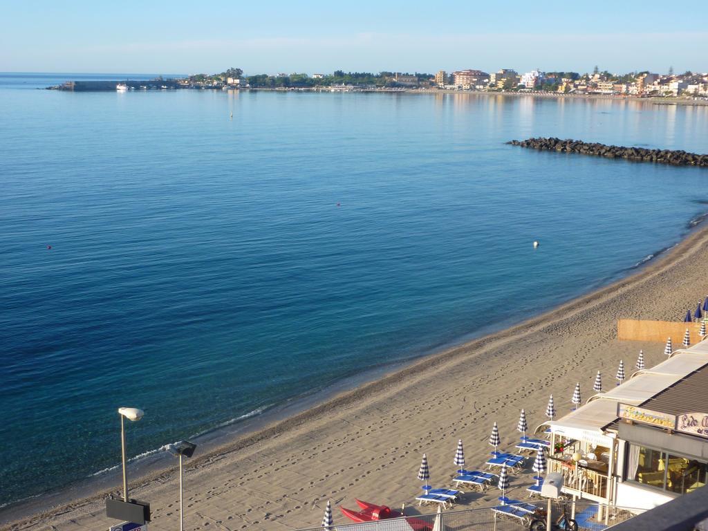 Hotel Palladio Giardini Naxos Eksteriør bilde