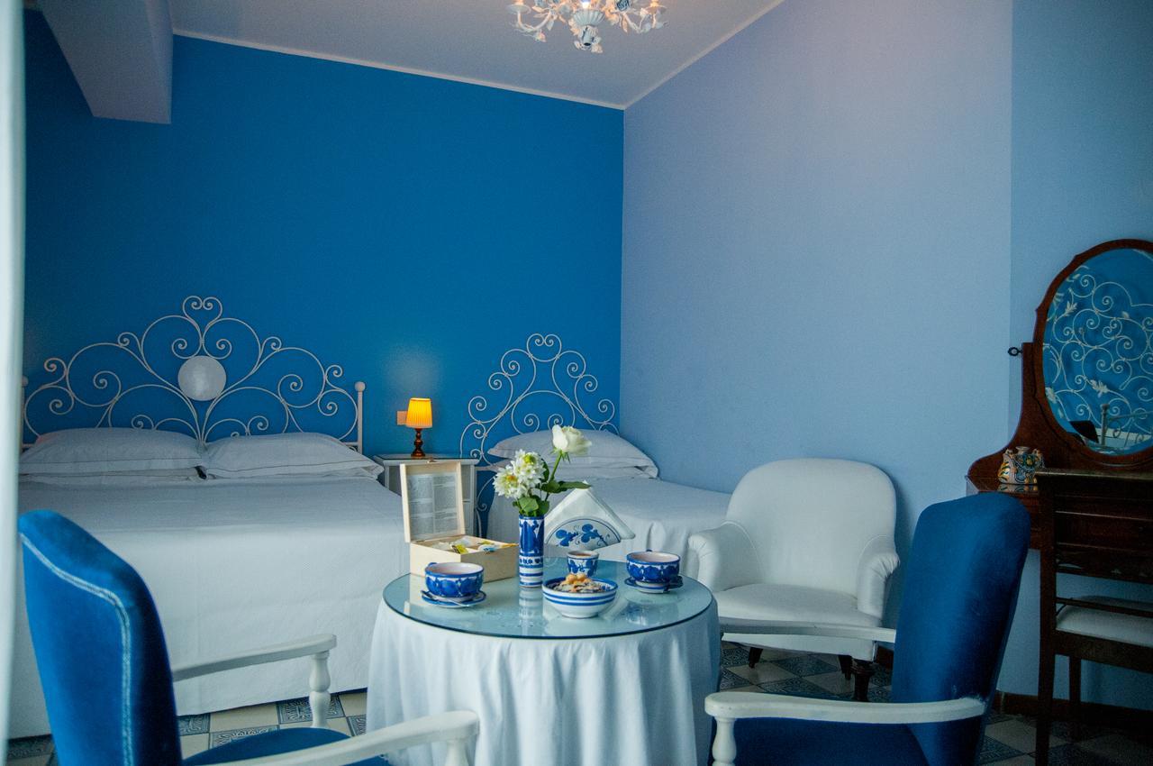 Hotel Palladio Giardini Naxos Eksteriør bilde